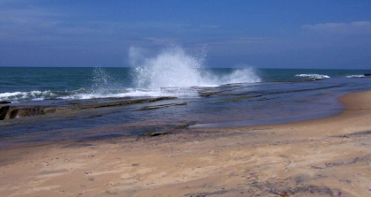 Spiaggia inquinata - foto www.stockvault.net